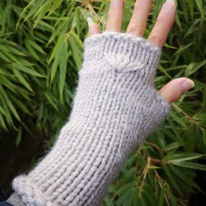 Sustainable Thick Gray Fingerless Knit Gloves Mittens Handmade in Canada
